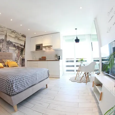- New Nordic Style & Sunny Benalmádena